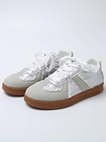 Women's Casual Preppy Style Low-Top Sneakers, Comfortable Canvas Flat Shoes With Lace-Up