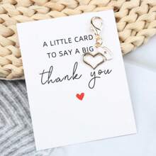 1 pièce Porte-clés unique breloque "Pocket Hug" avec Merci - Inclut un cœur, un bonnet d'infirmière, un design de stéthoscope, avec une carte de remerciement. Parfait comme cadeau de remerciement pour les médecins, les infirmières, les équipes médicales, le personnel EMS communautaire. Idéal pour la Journée des infirmières, cadeau de rétablissement, accessoire de voiture, pendentif de sac