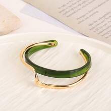 Luxurious White Shell Plate Bangle Curved Metal Texture Bracelet, Niche Design Accessories - Multicolor - View 2