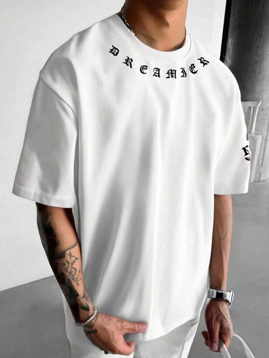 Camiseta de manga corta casual con cuello redondo para hombre, con estampado de letra y floral - Multicolor - Ver 1