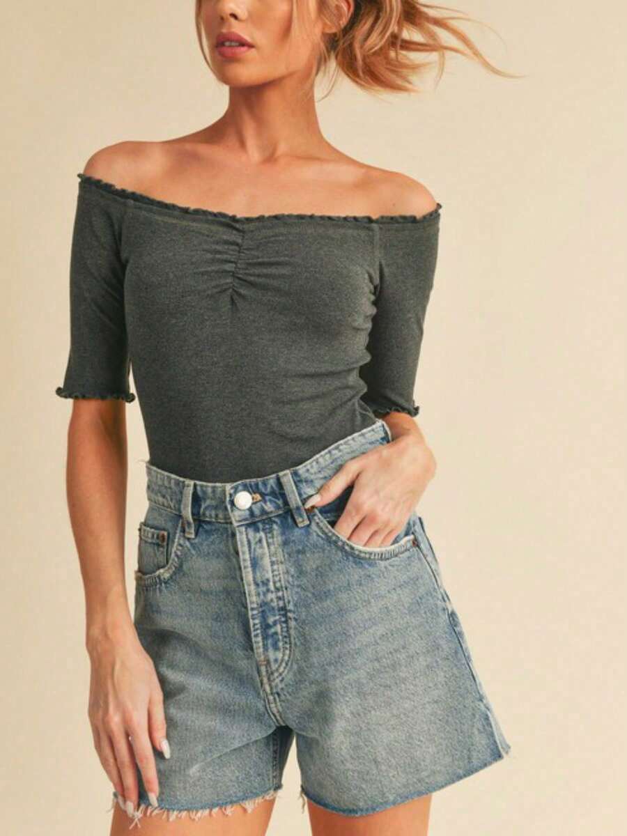 Womens Casual Off Shoulder Chic Ruched Ruffle Trim Fitted Top Charcoal Grey Half Sleeve Slim Fit Stretchy Summer Spring Basic Tee Shirt Holiday Weekend Dating Party - 木炭 - 查看 1
