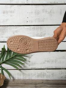 女士夏季轻便软底防滑休闲平底拼色户外运动鞋，适合春秋季