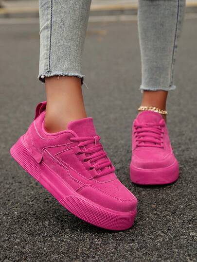 女士简约纯色拼接细节前系带滑板鞋，圆头厚底舒适休闲运动鞋