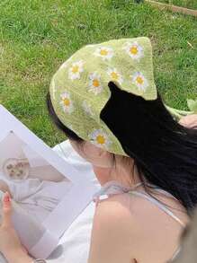 1pc French Retro Bohemian Style Crochet Headscarf For Women - Cute Daisy Knitted Triangle Scarf Headband - Strawberry Flower Headscarf - Hollow Lucky Flower - Fashionable Embroidered Hippie Headband - For Hair Decoration! The Perfect Gift For Mother Or Female Friends. The Ideal Accessory For Beach And Vacation.