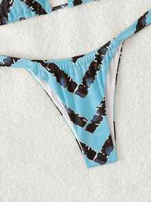 LUCKY HOLIDAY Fashionable And Sexy Strappy Triangle Bikini Set - Light Blue - View 5