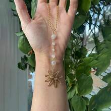 قلادة شمس قابلة للتعليق في المرآة الخلفية للسيارة أسلوب بوهيمي جميل، ديكور سيارة مصنوع يدوياً من حجر بلوري شافي، هدية للنساء والرجال