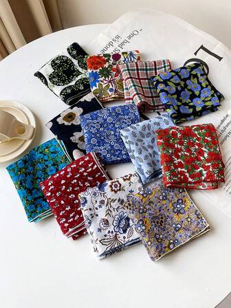 1件装 女士新款波西米亚风小方巾/头巾，花卉印花，百搭，适合春夏连衣裙搭配