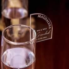 Personalized Acrylic Wine Glass Label,Wedding Place Card Ideas Glass Marker Wine Charm Wedding Drink Tags Champagne Charms Drink Label Glass Charm Disc Name Tags
