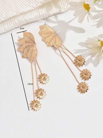 1 par kreativa vänster-höger asymmetriska örhängen med fransar, vår/sommar