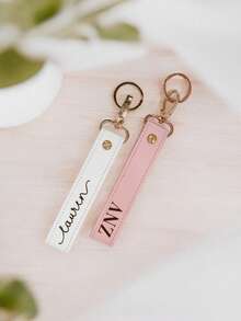 1pc Customized Letter PU Leather Keychain, Personalized Wristband Keyring, Wedding Party Favor, Suitable For Middle School, High School, College Students, Durable, Vibrant Color, Cute, Fun, Kawaii, Y2K Style, Fashion, Unisex, Casual, Customized, Personalized, Unique, Ideal Gift For Him/Her, Boyfriend, Girlfriend, Family, Friends - Pink - View 3