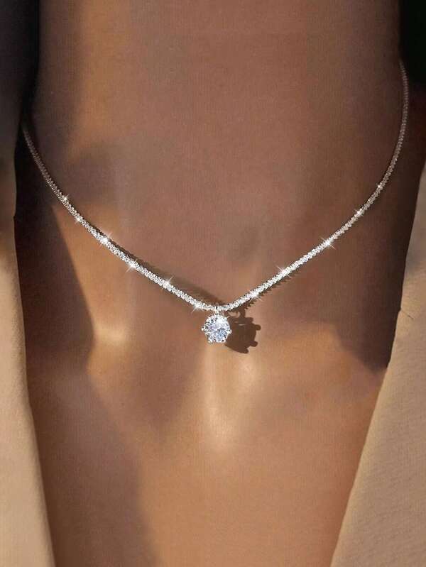 1 pieza Collar de lujo brillante con colgante cuadrado de circonita cúbica