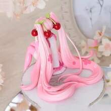Nuove figure anime MlKU in PVC con abito rosa, modello, giocattoli d'azione, decorazione di fiori di ciliegio rosa, da collezione, regali per i fan