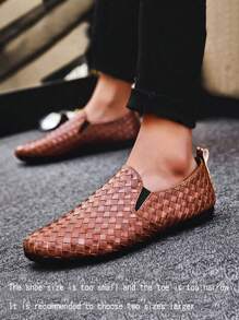 Men's Casual Loafers Slip-On Flats Black Driving Moccasins Comfort Leather Formal Shoes (Run Small & Narrow, Suggest Sizing Up 2 Sizes)