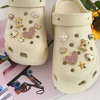 14 peças DIY Decoração de Encantos de Sapatos, Borboleta, Urso, Flor, Acessórios de Metal em Forma de Coração, À Prova D'Água, Adequado para Sandálias de Praia EVA, Chinelos, Sapatos de Jardim, Decoração de Sapatos Removível, Presente de Natal