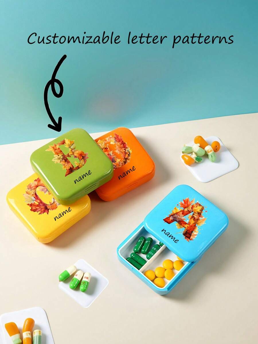 1 pezzo Scatola per pillole mini con 2 scomparti personalizzabile con nome e disegno carino di una mucca, portatile e compatta, adatta come organizer per pillole, scatola settimanale per viaggi, scatola con scomparti indipendenti, per tasche o portafogli, contenitore per vitamine e integratori giornalieri, custodia portatile per medicinali da viaggio e conservazione