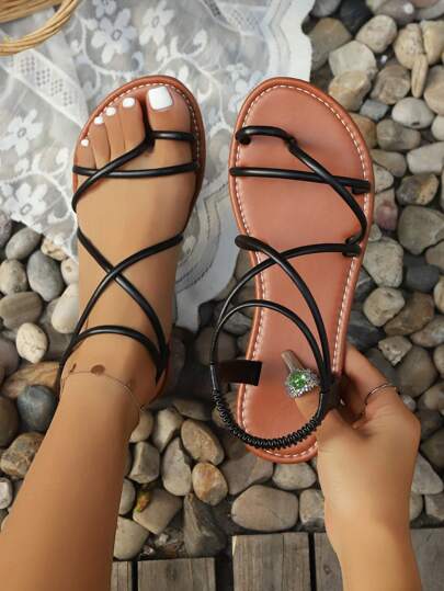 1 Pair Solid Color Fashionable Strappy PU Leather Flat Sandals, Suitable For Beach, Party, Business, Commuting, Outdoor In Summer