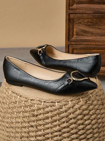 WHDXY 1 par spetsiga tår för kvinnor i mjukt läder som kan dras på, mångsidiga fritidsskor för kontorsarbete, bekväma körlöpare, lätta skor med platt botten, elegant damstil