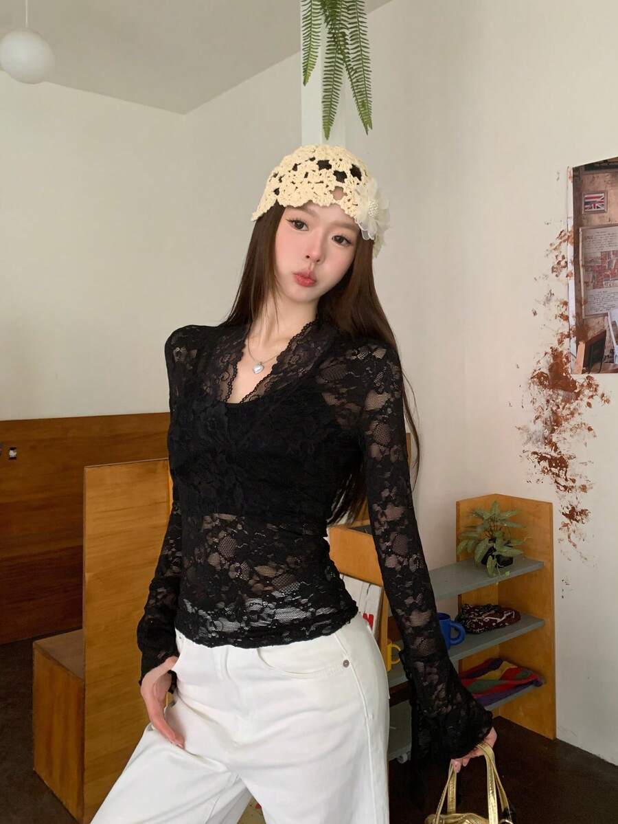 Stylish Sexy V-Neck Long Sleeve Lace Blouse For Women, Tight Fitting Crop Top, Spring/Autumn 2025 New Collection Black - Black - View 1
