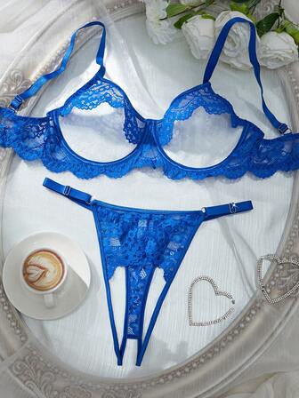 Plus Size Women Lingerie Set, Blue Lace Patchwork Hollow-Out Design With Crotchless Panty, Cool Light Blue