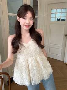 Women's Spring Chic Elegant French Niche Floral 3D Design Sweet Sleeveless Camisole Top, Summer Clothes