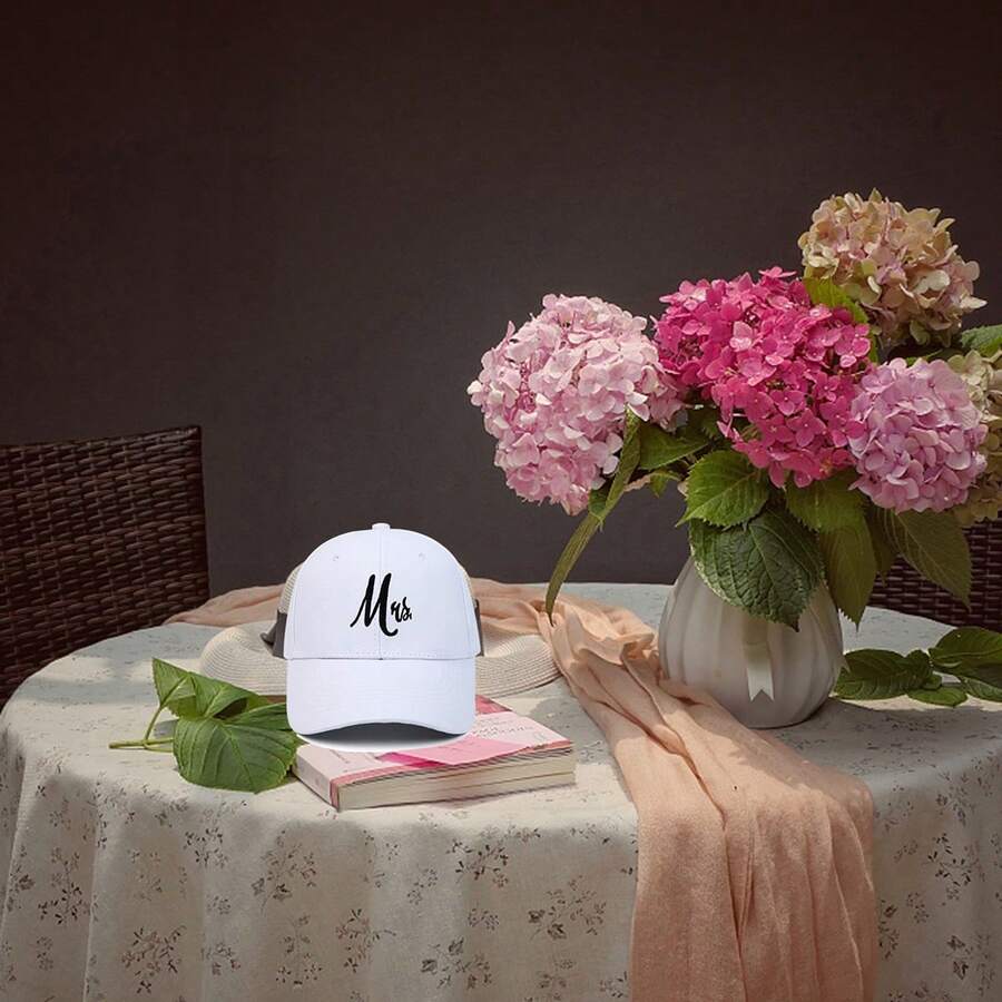 Matching Hats For Couples Stylish Letter Embroidered Adjustable Women And Men Baseball Cap - White - View 1
