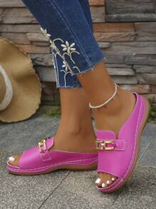 Plus Size Women's Summer New Fashionable Casual Roman Style Fuchsia Metallic Chain Decor Peep-Toe Platform Thick Sole Slip On Beach Sandals, Lightweight & Comfortable, Suitable For Daily Wear & Vacation