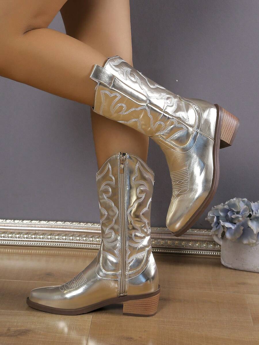 秋冬新款女士复古美式刺绣尖头西部靴，侧拉链设计方便穿脱，时尚刺绣高筒靴，粗跟骑马靴，潮流朋克切尔西靴，牛仔靴，派对装扮 - 金色 - 查看 1