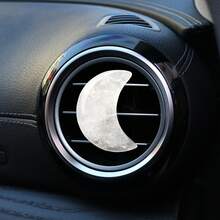 1 件天然水晶石英月亮形状汽车出风口夹装饰