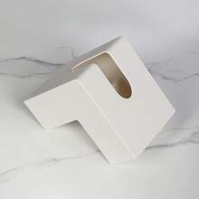 1 علبة مناديل نسيج مبتكرة عالية الجودة ذات شكل مثير للإعجاب على هيئة حرف L، لائق لغرف الجلوس والمطبخ والأعياد والمنزل والمكتب