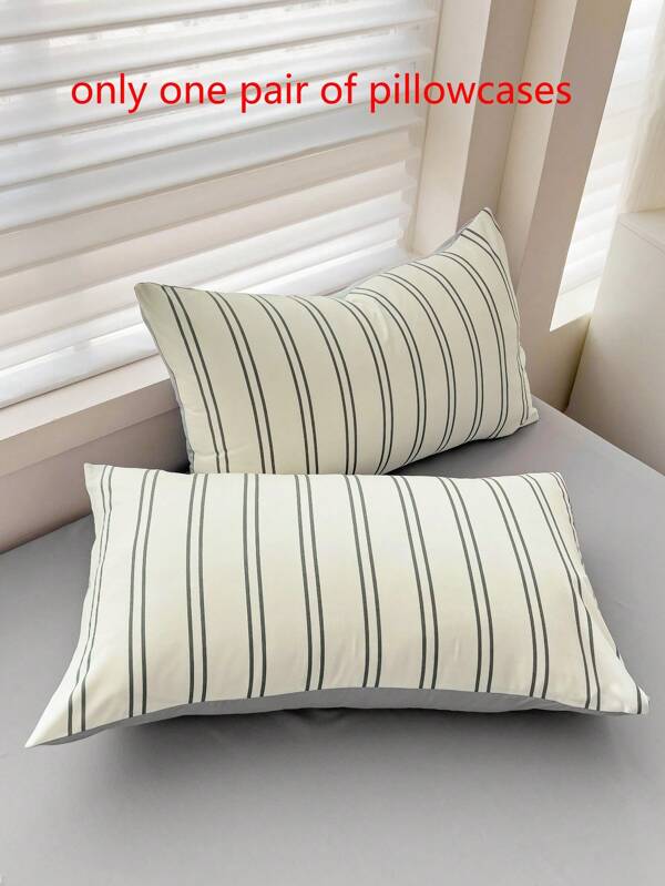 1 Set (2pcs) Ditsy Floral & Striped Printed Pillow Cases, Envelope Style, Soft Washed, Standard Size 48x74cm, Breathable, Machine Washable, Multi-Colors Available