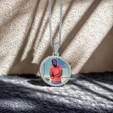 1 pieza Collar personalizado con foto redonda y alas, colgante de foto personalizado, colgante de foto personalizado "Tus alas están listas" para joyería personalizada, regalo de Navidad muy memorable, oro, plata, elegante, colorido, vintage, simple, unisex, casual, lindo, personalizado, único, regalos ideales para él, regalos ideales para ella, ella, novio, novia, papá, mamá, familia, amigos, para aniversarios, para cumpleaños, para graduación, para baile de graduación, para fiestas, otoño elegante, joyería y relojes, collares de foto de moda personalizados