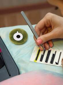 600/300 Stücke Wimpernkleber Pad, Wimpernkleber Aufkleber, Beauty Wimpernkleber, Alufolie Aufkleber Pad, Werkzeug zum Aufkleben und Veredeln von Wimpern, Falschwimpern-Werkzeug, einfach zu benutzen und tragbar