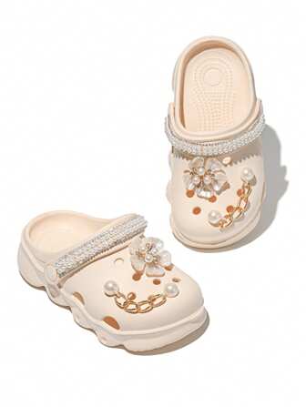 HOEASE Exclusive Girls' Fashionable Lightweight Clogs, EVA Soft Sole Non-Slip Breathable And Comfortable Leisure Garden Shoes And Beach Shoes, Personalized Customized Accessories, For Home And Outing, For All Seasons