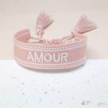 1pc Hand-Embroidered "AMOUR" Creative Handmade Woven French Style Vintage Bracelet, Suitable For Couple Gift, Holiday Gift - Baby Pink - View 2