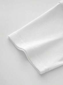 Simple  Red  Star  Printed T Shirt, 100% Cotton Of 220g Thickness, Classic And Timeless