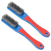 2 件长柄钢丝刷，用于清除金属锈迹，去除锈渍、挥发性残留物、污垢和油漆，深度清洁