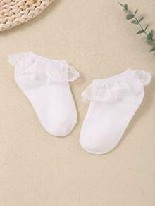 1 双白色柔软透气花卉蕾丝公主风格女童袜子 - 白色 - 查看 4