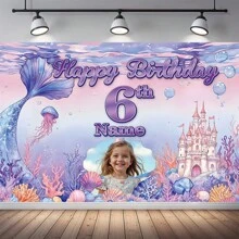 1 Stück personalisiertes Portrait, Name, Alters-Geburtstags-Party Banner, Polyester, Meerjungfrau Thema Unterwasser Schloss & Korallenriff Fotohintergrund, personalisiertes Alles Gute zum Geburtstag Banner, geeignet für Kuchentisch, Zuhause, Außenbereich, 3 Größenoptionen, grafischer Muster