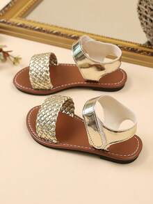 Sandal kiểu La Mã mới năm 2025, đính ngọc trai lấp lánh hình bướm, quai co giãn, mũi tròn, chống trơn trượt, thời trang và dễ thương, phù hợp cho đi làm hàng ngày, dự tiệc, đi nghỉ mát và mặc thường ngày. - Vàng - Xem 4