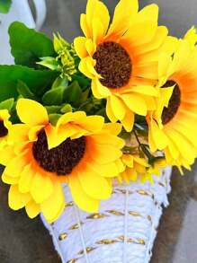 3pcs Simulated Sunflower Bouquet, 13 Sunflower Flowers With Neat Leaves And Stems, Colorful And Smart Simulated Sun Bouquet, Pastoral Style Home Decoration, Garden Flower Decoration, Photography Props, Suitable For Home Living Room Bedroom Kitchen, Wedding, Hotel, Restaurant, Company Front Desk, Campus, Dormitory