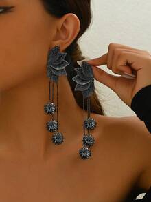 1 Pair Creative Left & Right Facing Leaf Tassel Earrings, Spring/Summer - Black - View 2