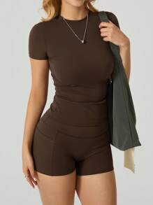 2pcs Women Spring/Summer Fashion Round Neck Short Sleeve T-Shirt And Side Pocket Sports Shorts Set