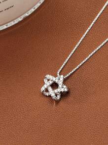 1pc S925 Sterling Silver Star Niche Design Hollow Five-Pointed Star Pendant Necklace For Women, Suitable For Daily Wear And Gift