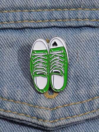 1pc Green Shoe Shaped Zinc Alloy Lapel Pin, Funny Jewelry Gift For Friends, Suitable For Hats, Clothes And Backpacks - Unique Accessory Gift