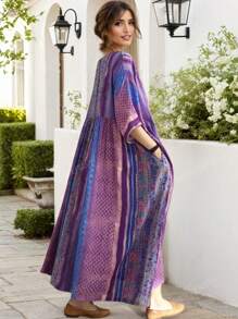 Plus Size Light Dress,2025 Summer Elegant Women's Dress, Plus-Size Women's Dress, Traditional Dress, Purple Striped Print Sleeved Round Neck Swing Dress, Summer Casual Holiday Style Everyday Wear,
