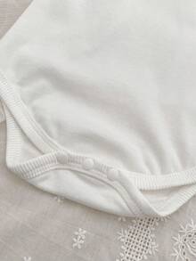 女婴白色连体衣，夏季新款百搭连体衣，婴儿爬行服 - 白色 - 查看 6