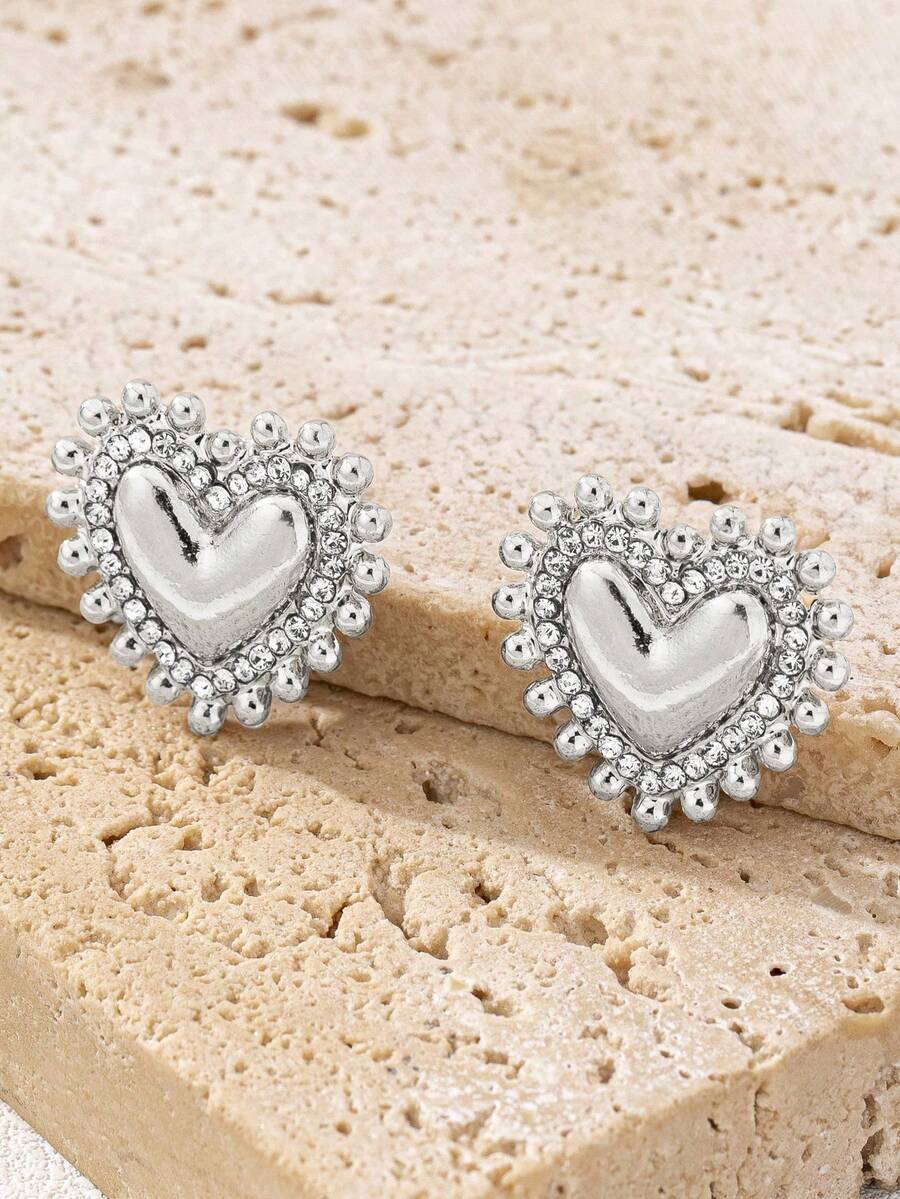 1 paire de boucles d'oreilles à tige avec cristal en forme de cœur, minimalistes et pour femmes