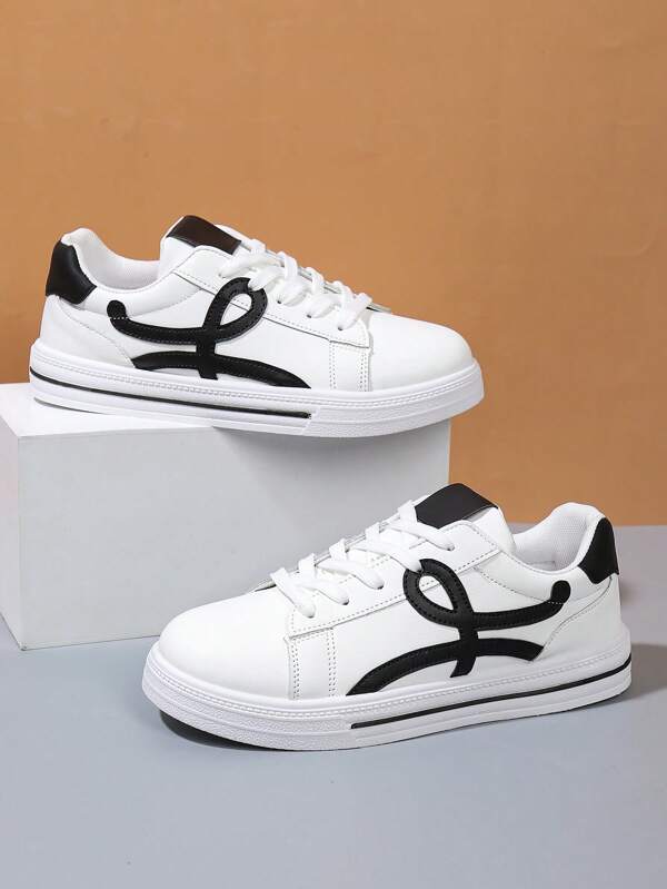 Damen neue weiße Sneaker, Frühling/Herbst Outdoor Laufschuhe, vielseitige lässige flache rutschfeste Skateschuhe