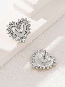 1 paire de boucles d'oreilles à tige avec cristal en forme de cœur, minimalistes et pour femmes