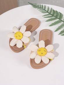 （如果尺码太小，建议购买大一码）女童夏季2025新款可爱向日葵平底外套时尚小女孩露趾凉拖鞋 - 黃色 - 查看 5